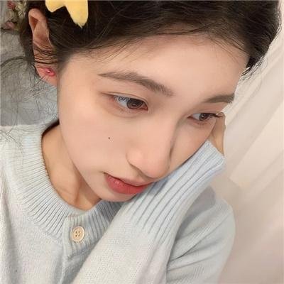 楼梯顶上的黑暗